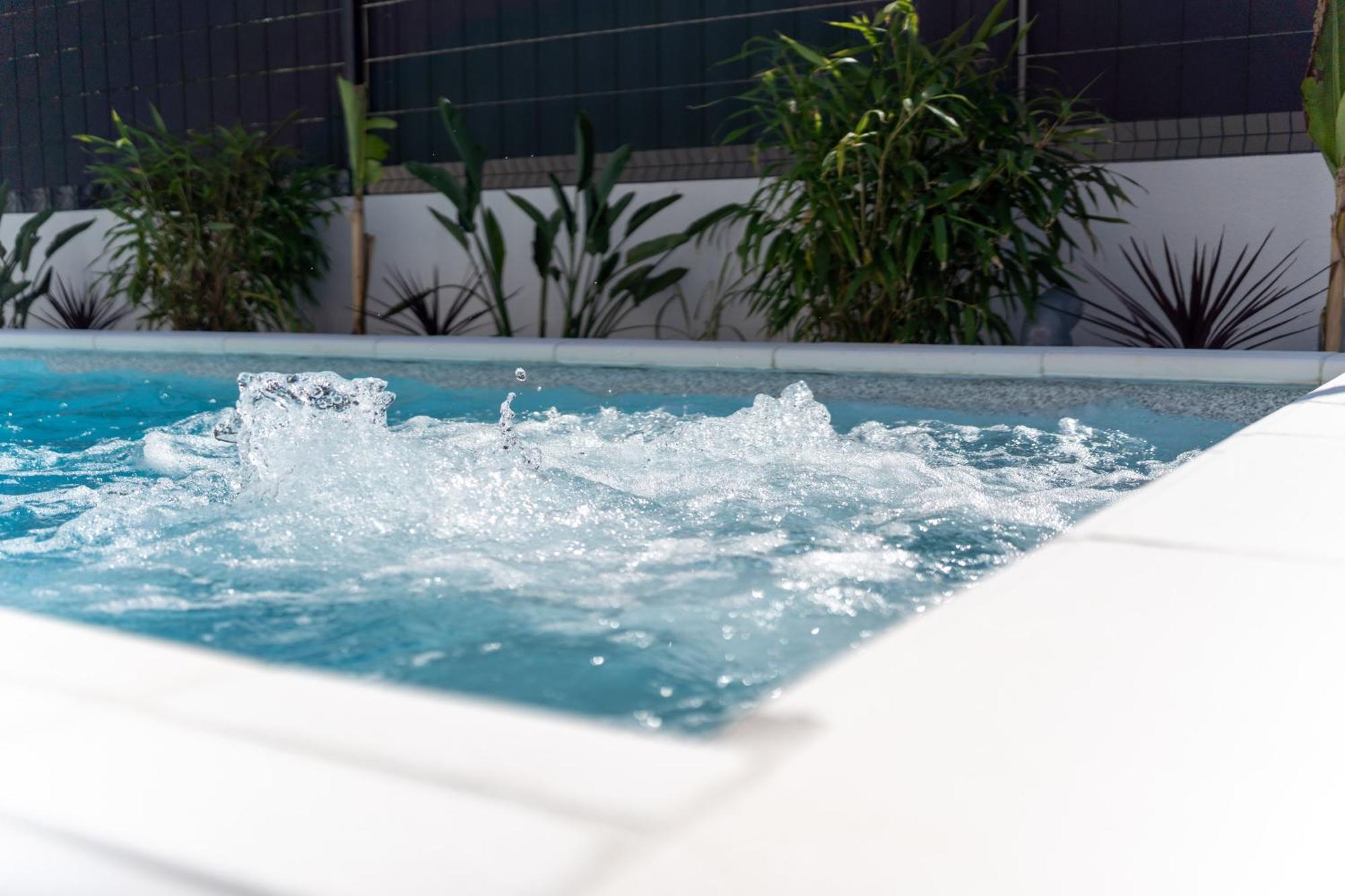 Bernie Apartments With A Pool Zadar Zewnętrze zdjęcie